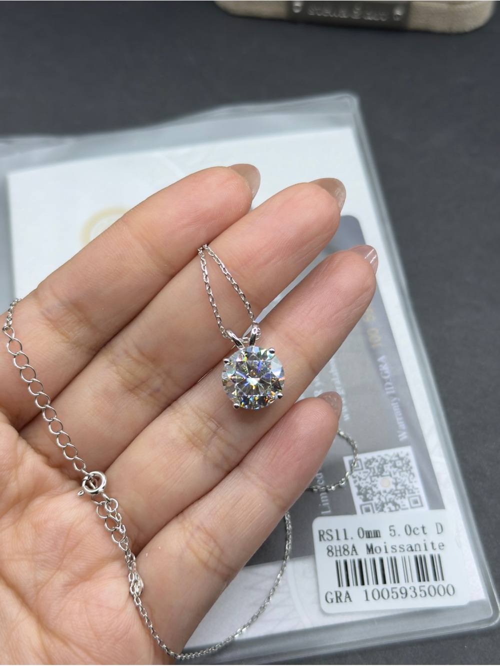 5ct round big Moissanite 11mm vvs1 clarity color D necklace